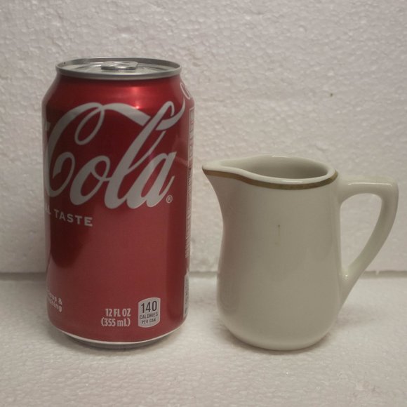 Vintage Mayer China Co. Restaurant Ware Creamer - Picture 5 of 5